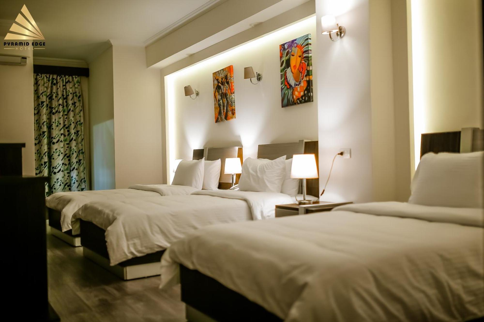 Pyramid Edge Hotel Kafret el-Gabal Eksteriør billede
