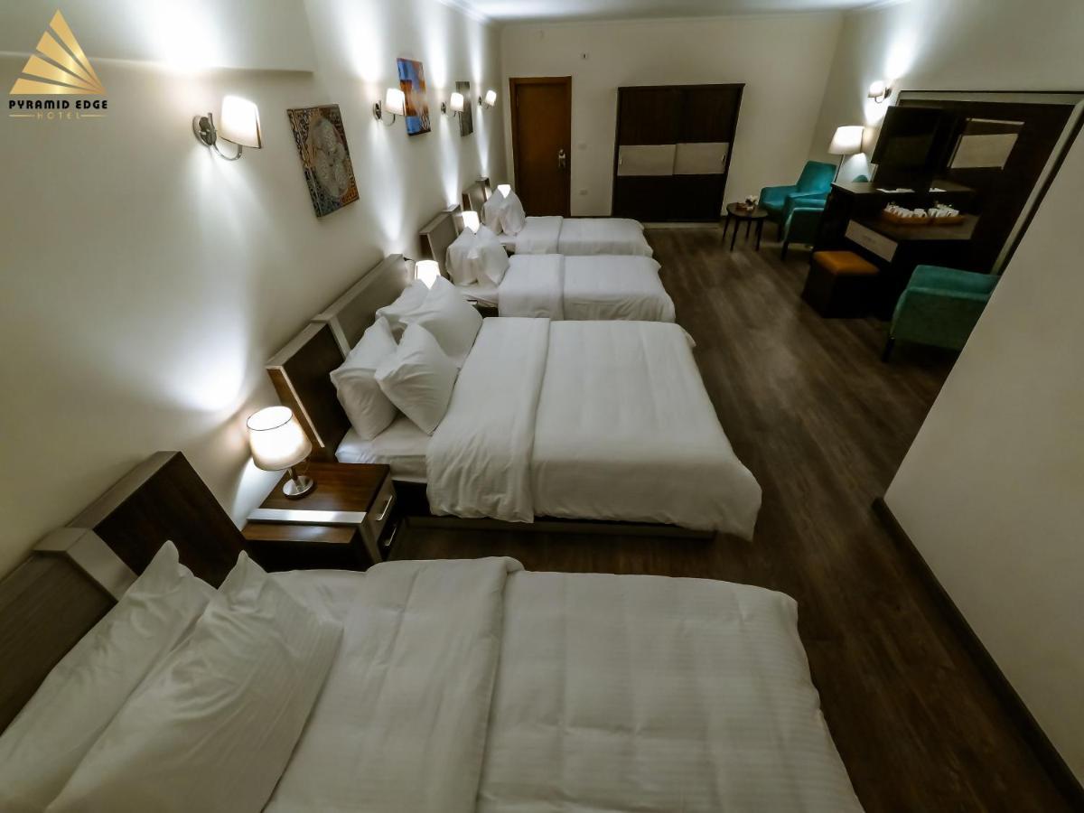 Pyramid Edge Hotel Kafret el-Gabal Eksteriør billede